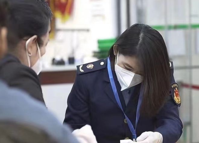 【爱家乡 爱台安】韩丹：用心守护食品安全J9九游会 九游会J9(图3)