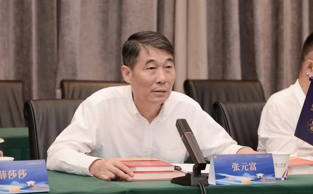 J9九游会 九游会J9泸州老窖举行川酒川菜融合发展项目交流座谈会(图2)
