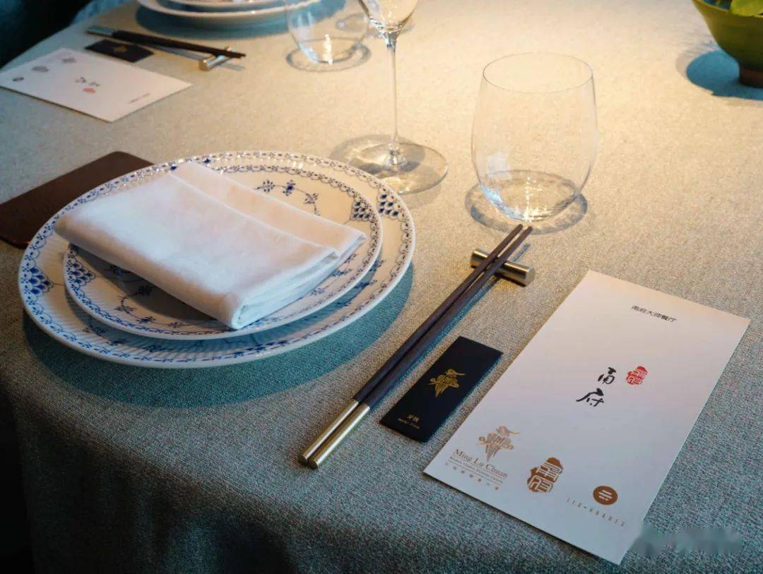 人均1688 摸一摸J9九游会 九游会J9上海川菜的天花板？(图2)