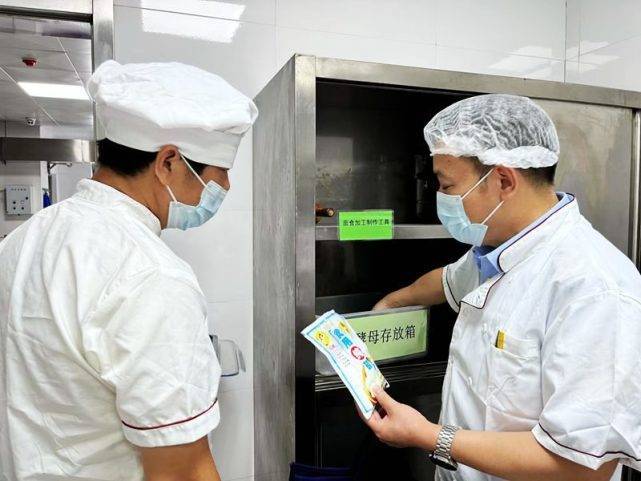 J9九游会 九游会J9开学在即 共护校园食品安全武汉市场监管、公安、卫健多部门联合检查(图3)