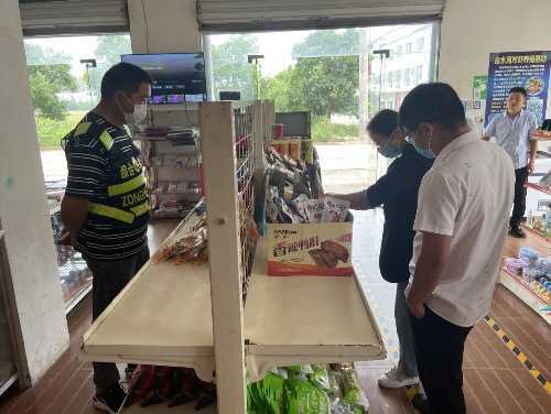 固始县草庙集乡：加强食品安全监管 守护群众舌尖上的安全J9九游会 九游会J9(图2)
