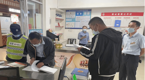 卓资县市场监管局规范餐饮业食品安全与疫情防控“两手抓”J9九游会 九游会J9(图2)
