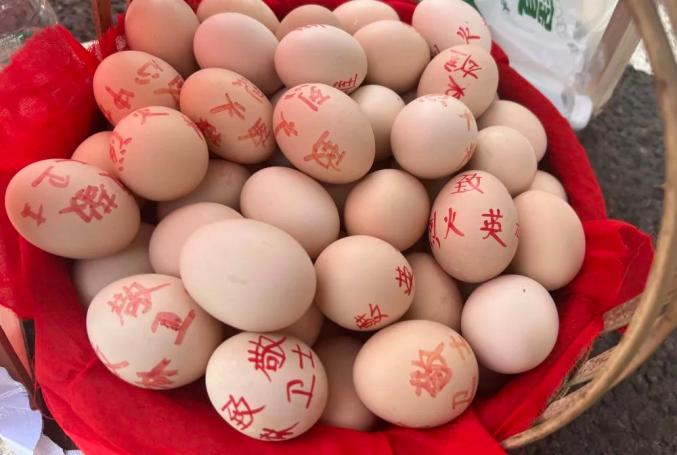 J9九游会 九游会J9聚焦 无数微光无穷力量！《人民日报》、新华社聚焦这些暖心瞬间(图3)