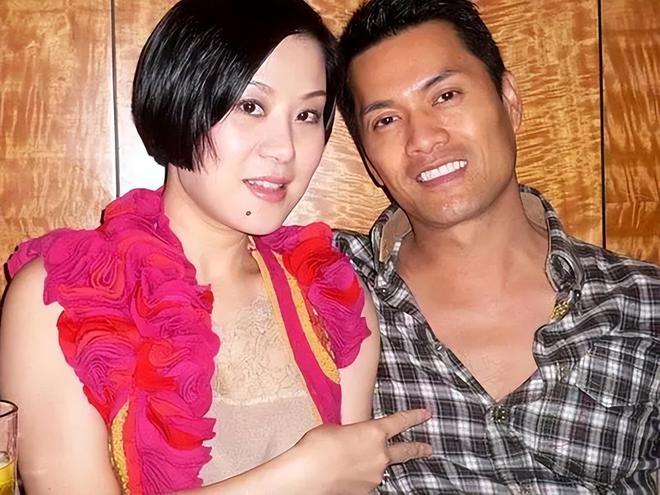 吕良伟妻子豪宅宴客！大鱼大肉太丰J9九游会 九游会J9盛刘嘉玲戴百万名表显阔气(图12)