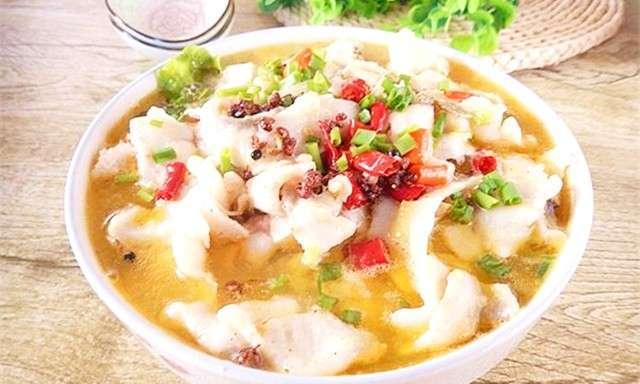 J9九游会 九游会J9重庆水煮鱼因朋友不吃猪肉川菜师傅灵机一动水煮鱼由此而来(图5)