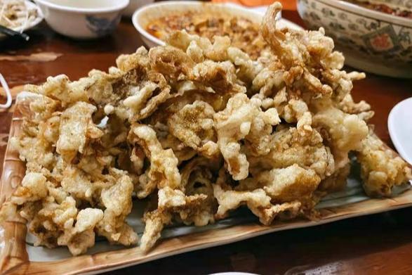 济南有家川菜馆周末休息每天只营业5个半小时规矩还不少J9九游会 九游会J9(图4)