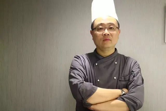 老字J9九游会 九游会J9号川菜馆的鱼香肉丝3步搞定完美下饭菜(图1)