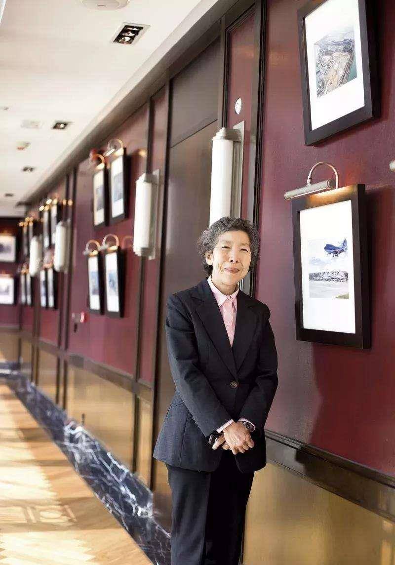 伍淑清：香港百亿公主从不化妆终身J9九游会 九游会J9未嫁一辈子都在做这件事(图14)