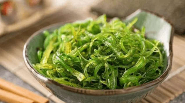 查出脂肪肝时除了治疗也要调理饮食这5种食物或能改善病情J9九游会 九游会J9(图4)