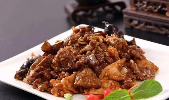 J9九游会 九游会J9“卫嘴子”线种佳肴色香味俱全都是高人气的天津名菜(图4)
