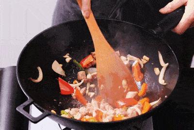 为什么中餐盐几乎只有一种西餐的盐却红、黑、绿、蓝什么都有？J9九游会 九游会J9(图3)
