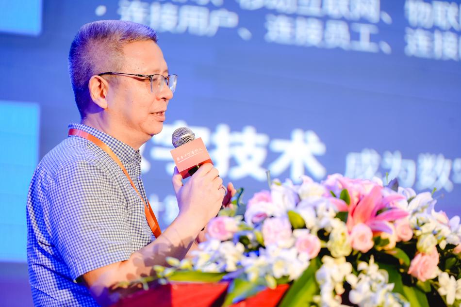 J9九游会 九游会J9「餐经济 焕新生」论坛暨餐饮开店通发布会在杭隆重举行(图4)