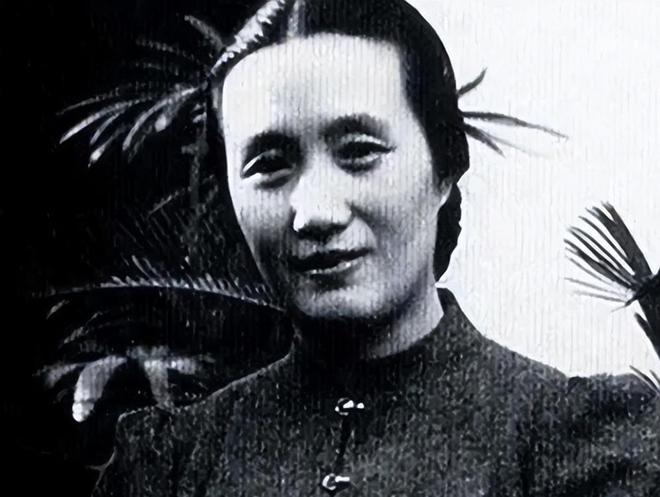 J9九游会 九游会J9杜月笙去饭馆吃饭排2小时还没到自己给老板娘5万大洋扩充店面(图4)