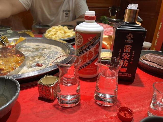 J9九游会 九游会J9上海老舅飞四川赴宴侄女自备5道“好菜”老舅：不想回去了(图7)