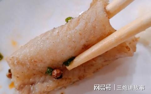 J9九游会 九游会J9号称沈阳最好吃的水煮鱼40张桌子坐不下一天卖出500斤鱼(图4)