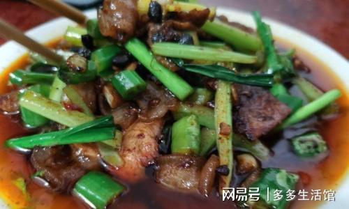 九游会J9 J9九游会重庆小镇上的苍蝇馆子婆媳2代传承市区人开车40公里排队吃(图5)