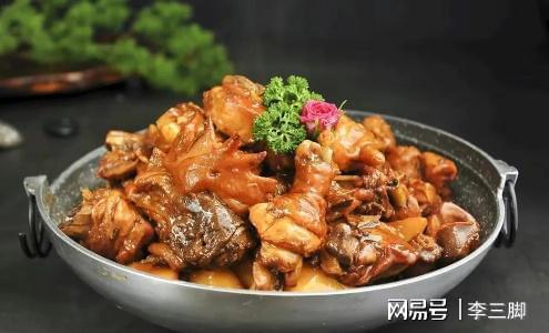 为何“粗糙”的东北菜能火遍全国？看完这4个原因明白了九游会J9 J9九游会(图5)