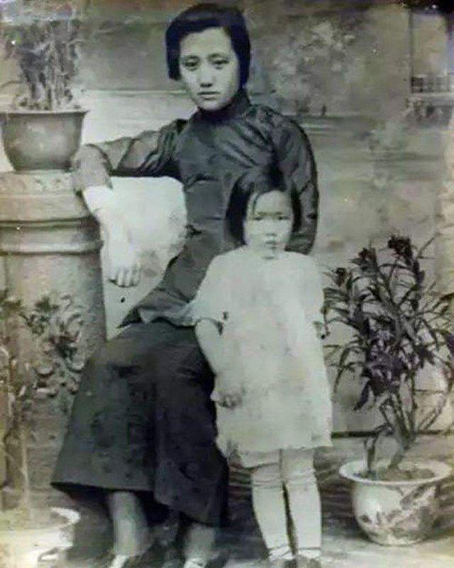 她连生四女却生不出儿子婆婆说：你掐死一个女儿就能生出儿子了九游会J9 J9九游会(图2)