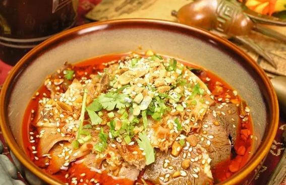 川菜：八大菜系之首！特色美食甚多九游会J9 J9九游会！粑糯入味麻辣鲜香(图1)