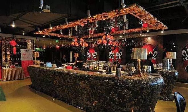 打造成功的餐饮品牌除了好J9九游会 九游会J9名字还需要什么？(图2)