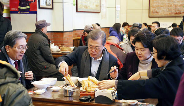 耶伦来华饮食备受关注J9九游会 九游会J9：美食成中美关系黏合剂？(图6)