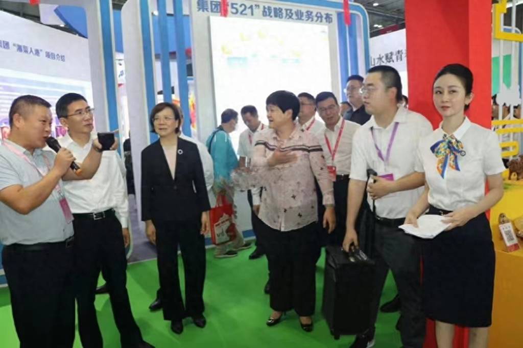 J9九游会 九游会J9中国国际食品餐饮博览会在长沙举行 陕西馆成为最具人气美食打卡地(图3)