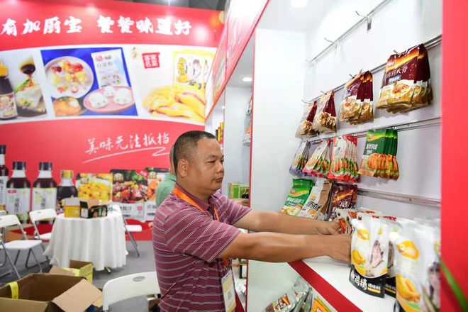 8万平超大展会、1800家餐饮企业周末就来食餐会“逛吃逛吃”J9九游会 九游会J9(图3)