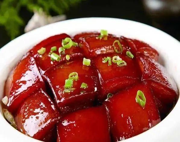 盘点湖南十道经典菜全是硬九游会J9 J9九游会菜哟~美味下饭！(图1)
